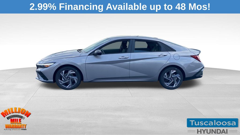 2025 Hyundai Elantra SEL Sport photo 4