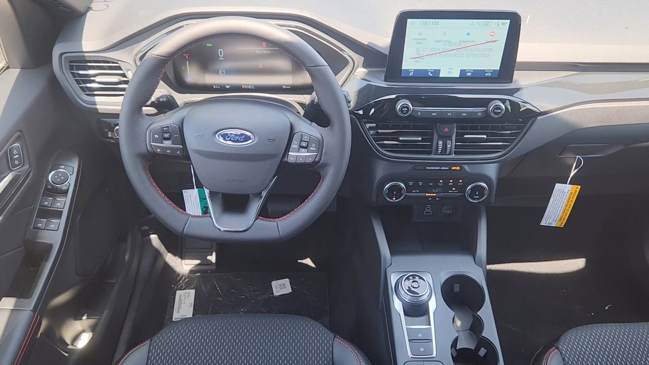 2025 Ford Escape ST-Line photo 7
