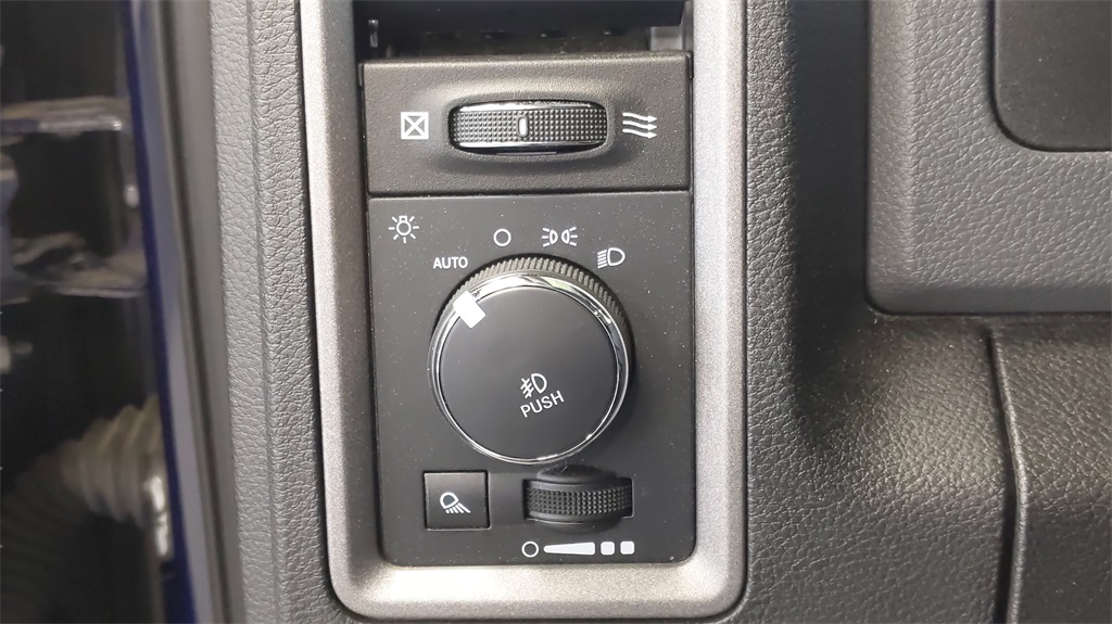 2018 Ram 1500 Express photo 45