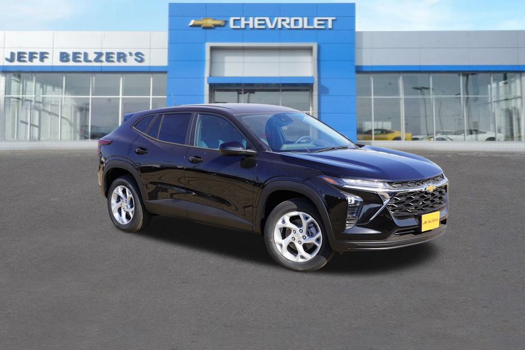 2026 Chevrolet Trax LS's photo