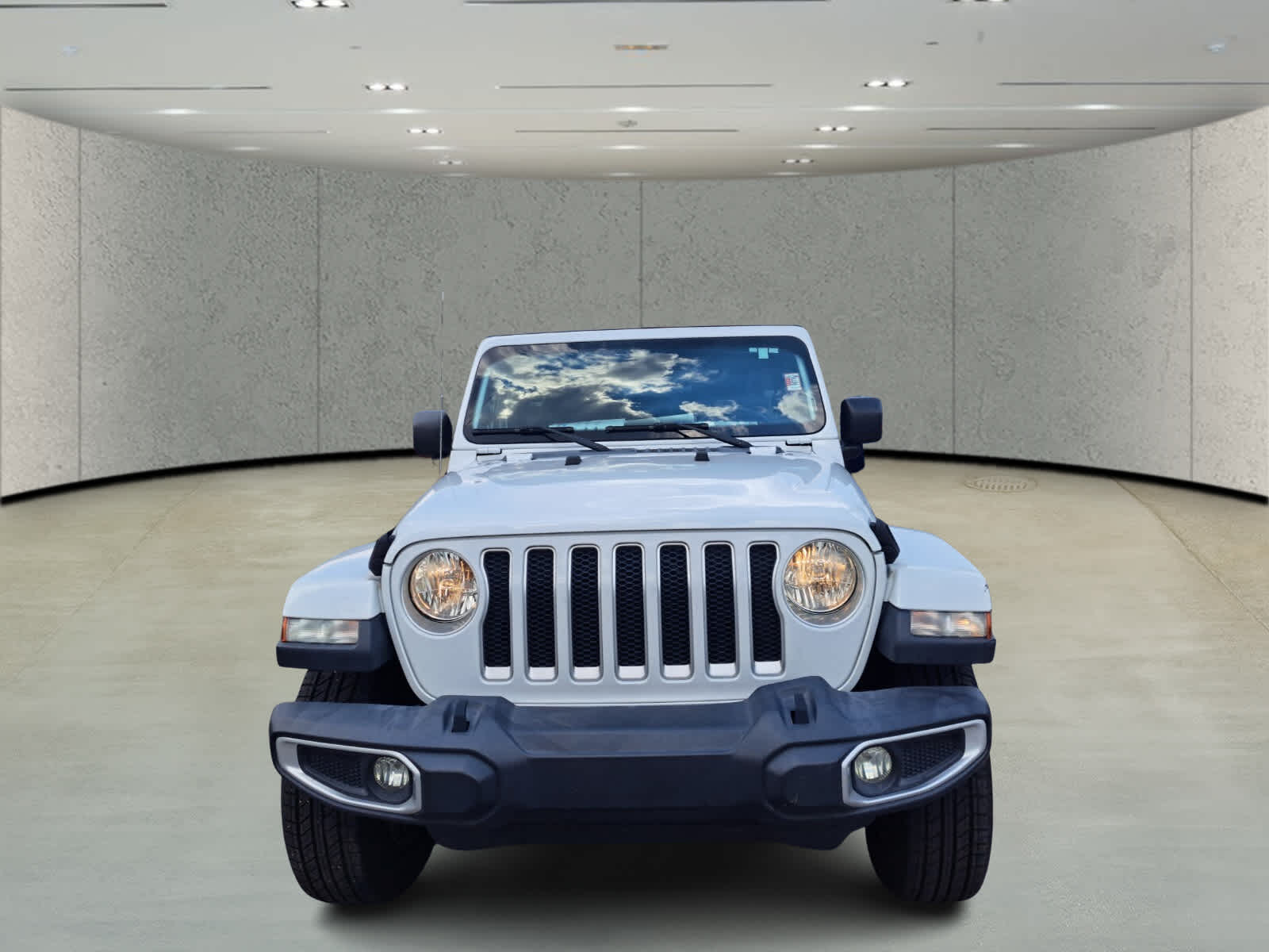 2019 Jeep Wrangler Unlimited Sahara photo 2