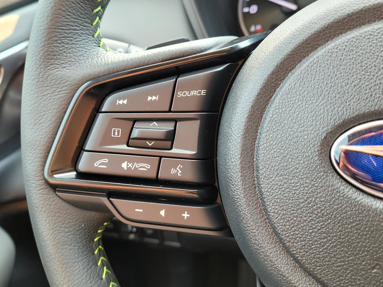 2025 Subaru Outback Onyx Edition photo 8