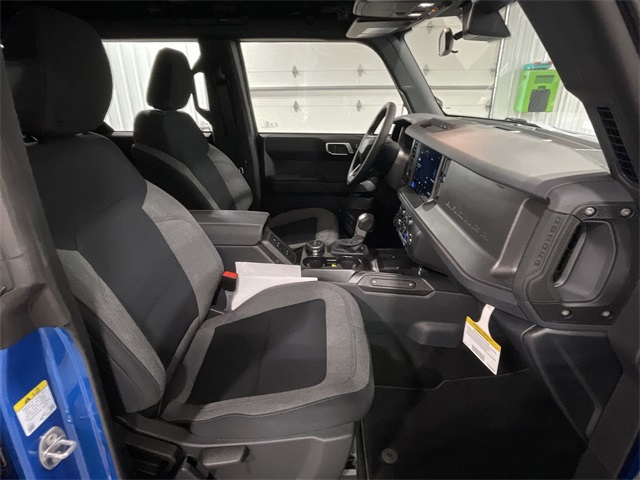 2025 Ford Bronco Base photo 27