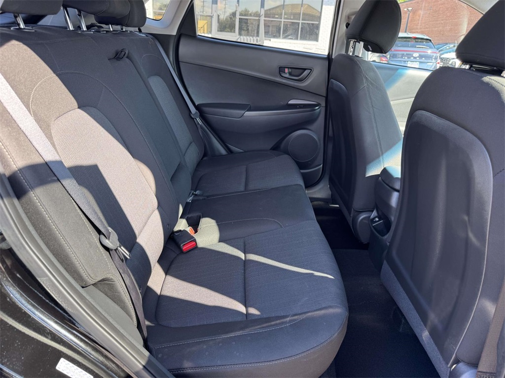 2023 Hyundai Kona SEL photo 15