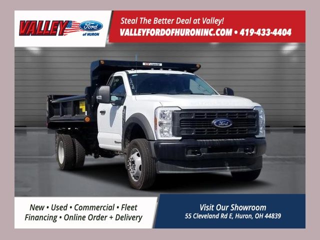 2025 Ford F-550 Super Duty Chassis Cab XL's photo