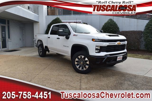 2025 Chevrolet Silverado 2500HD Custom's photo