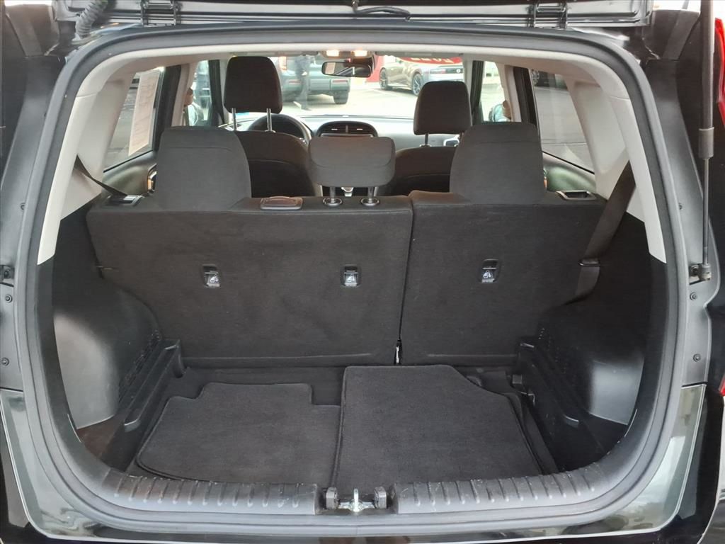 2022 Kia Soul LX photo 2