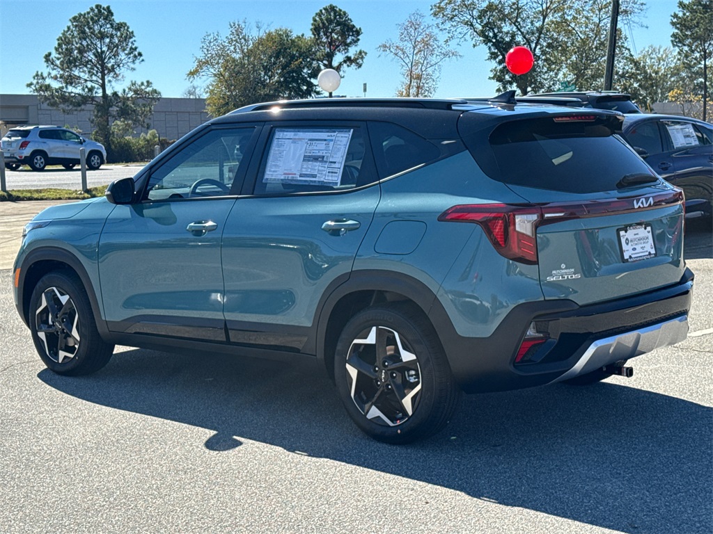 2026 Kia Seltos S photo 2