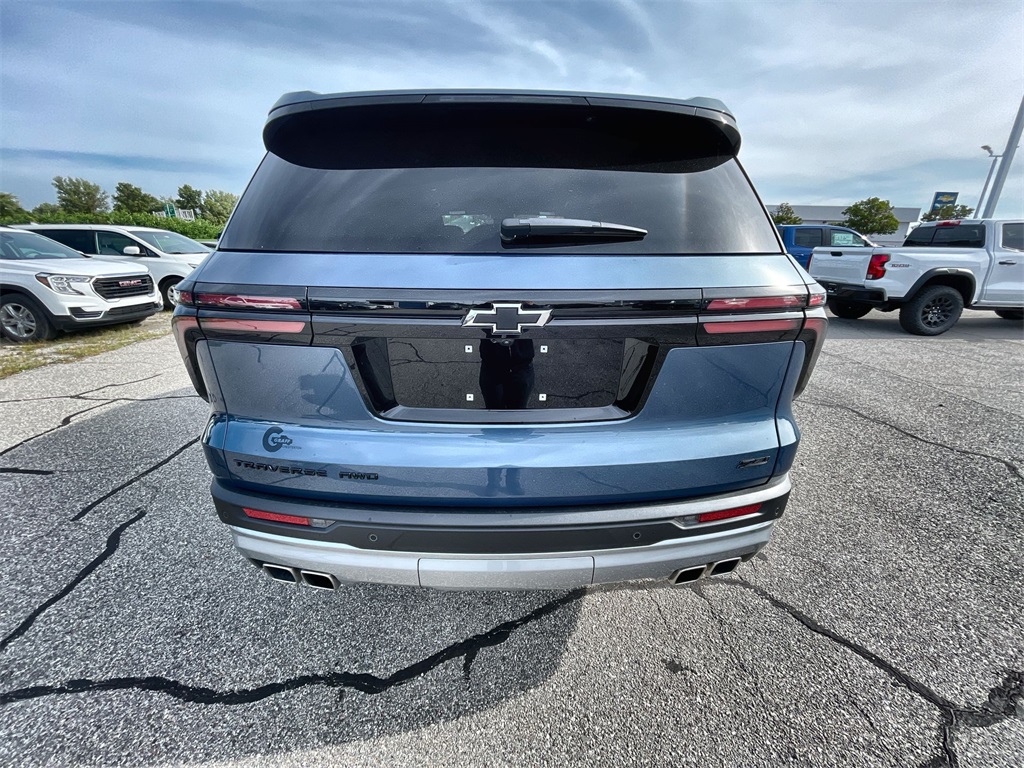 2025 Chevrolet Traverse Z71 photo 6