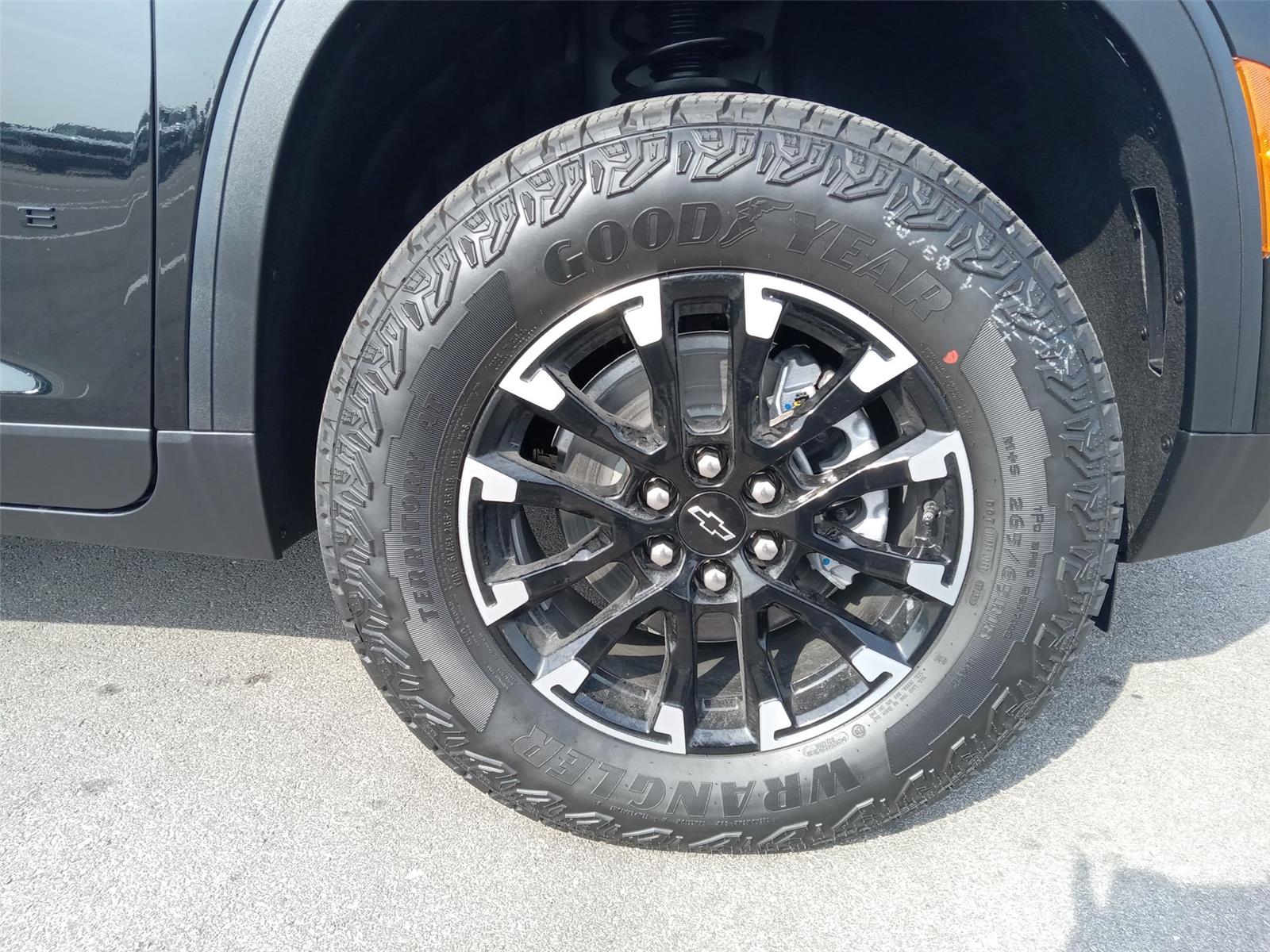 2026 Chevrolet Traverse Z71 photo 24