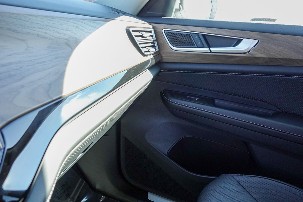 2026 Volkswagen Atlas SE Technology photo 22