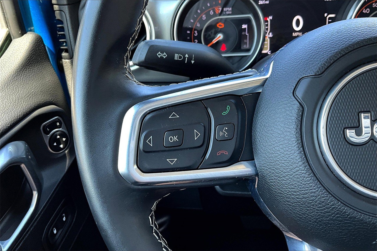 2021 Jeep Gladiator Overland photo 26