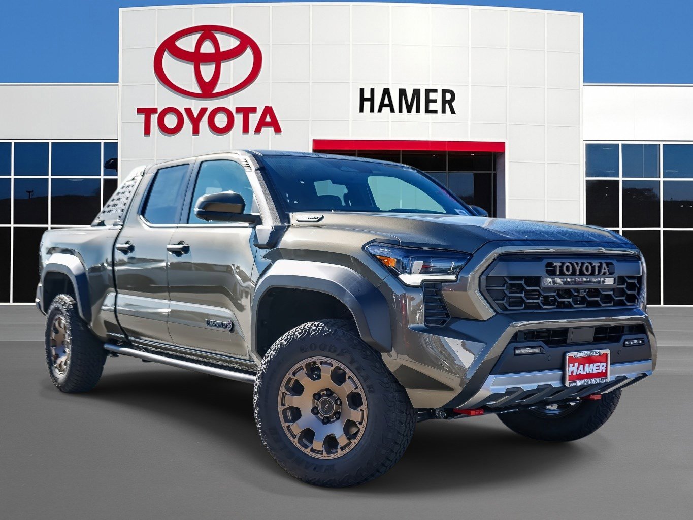 2025 Toyota Tacoma Trailhunter's photo