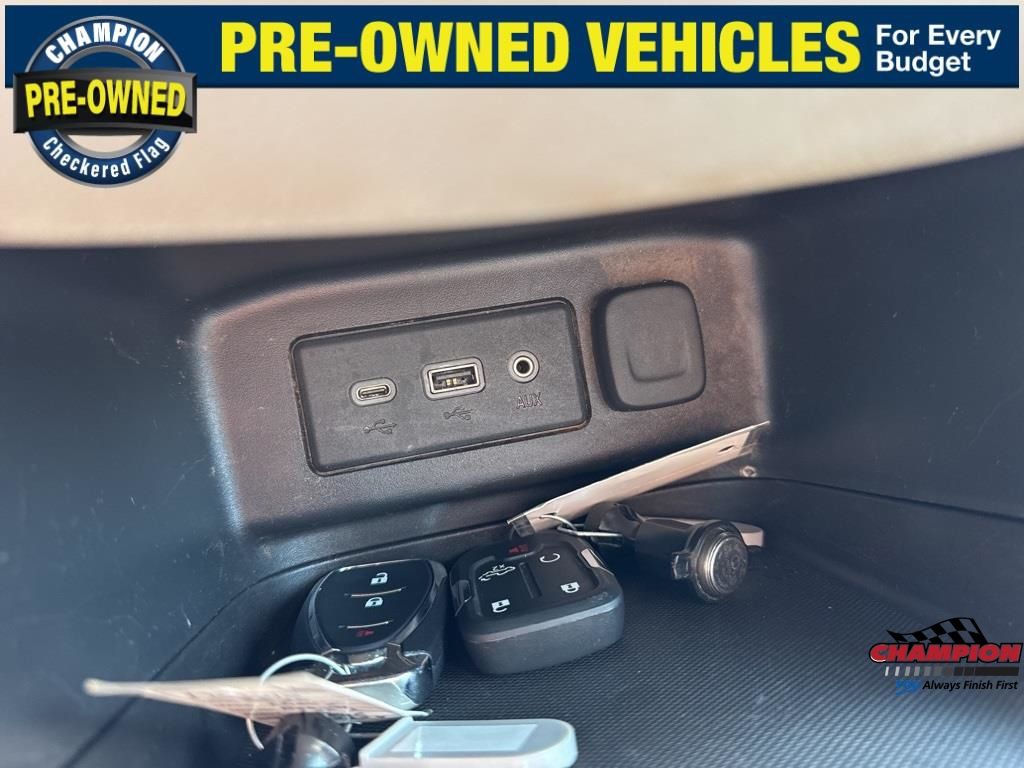 2020 Chevrolet Equinox LT photo 13
