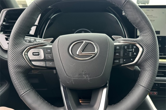 2025 Lexus TX 500h F SPORT Premium photo 18