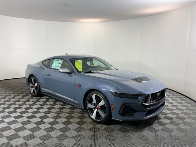 2025 Ford Mustang GT Premium photo 3