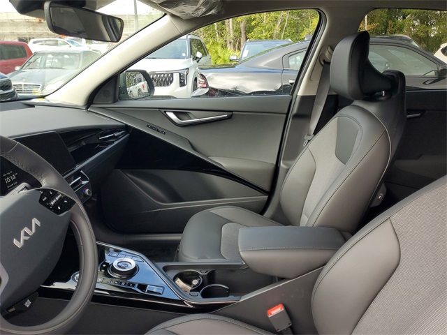 2025 Kia Niro Plug-In Hybrid EX photo 9