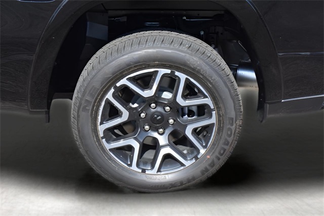 2026 Ram 1500 Laramie photo 8