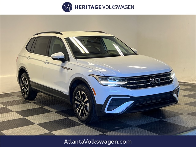 2023 Volkswagen Tiguan S's photo