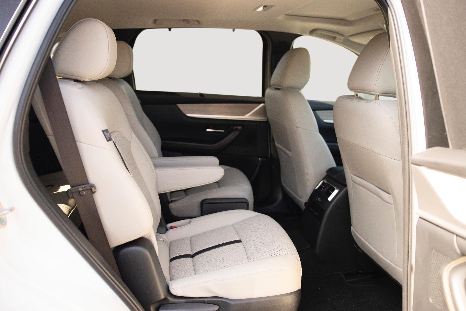 2025 Mazda CX-90 Preferred photo 15
