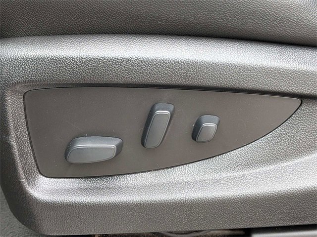 2020 Gmc Yukon XL SLT photo 25