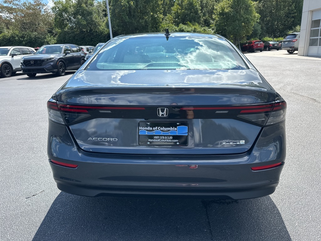 2025 Honda Accord LX photo 4