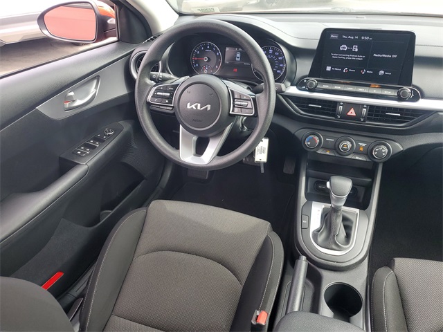 2023 Kia Forte LXS photo 8