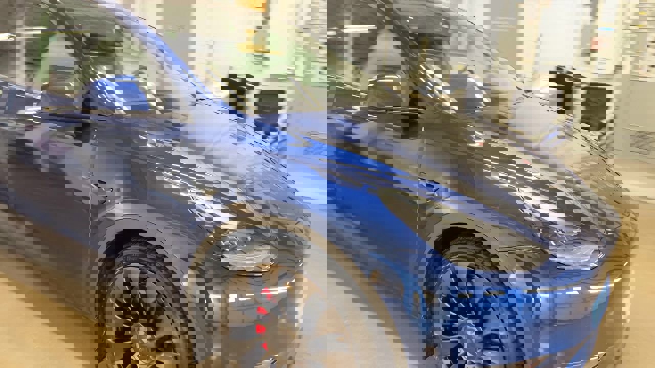 Used 2023 Tesla Model Y Performance with VIN 7SAYGDEF9PF920887 for sale in Lebanon, OH