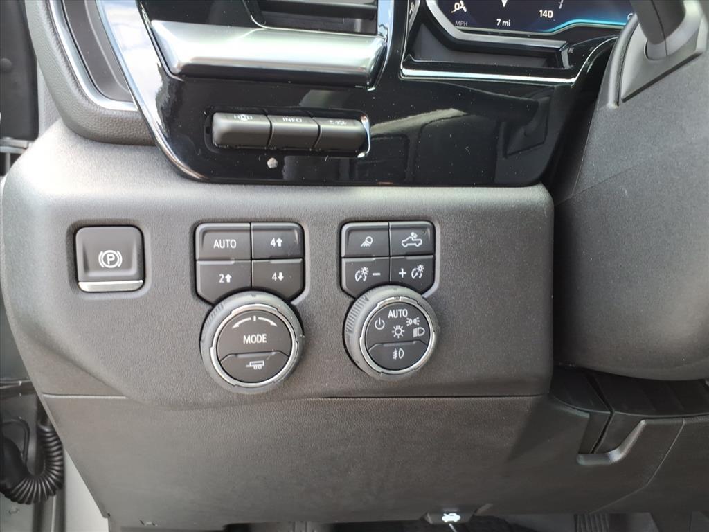 2025 Chevrolet Silverado 2500HD LTZ photo 17