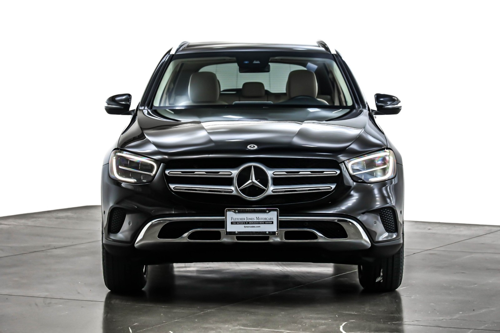 2022 Mercedes Benz GLC 300 photo 2