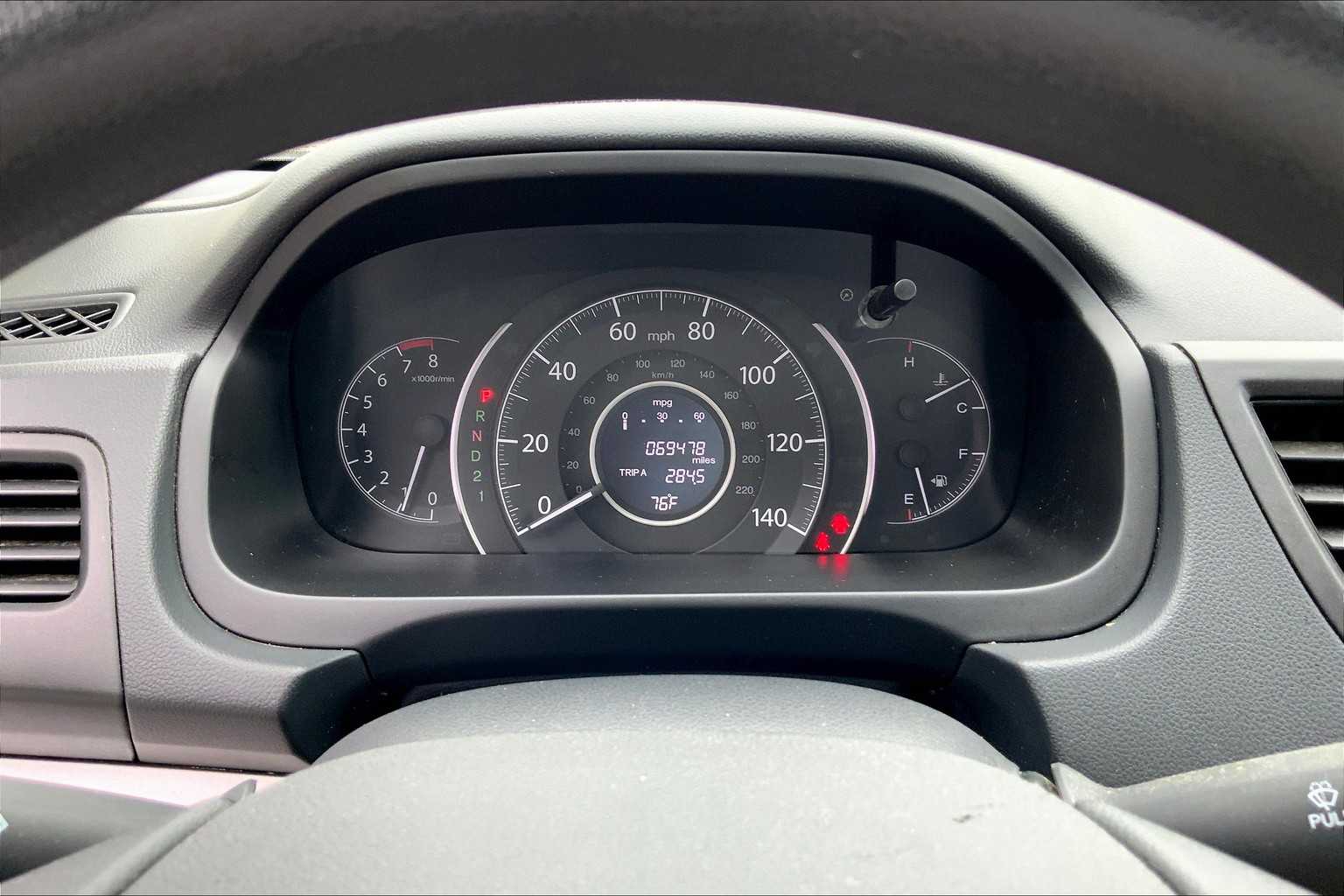 2014 Honda CR-V LX photo 24