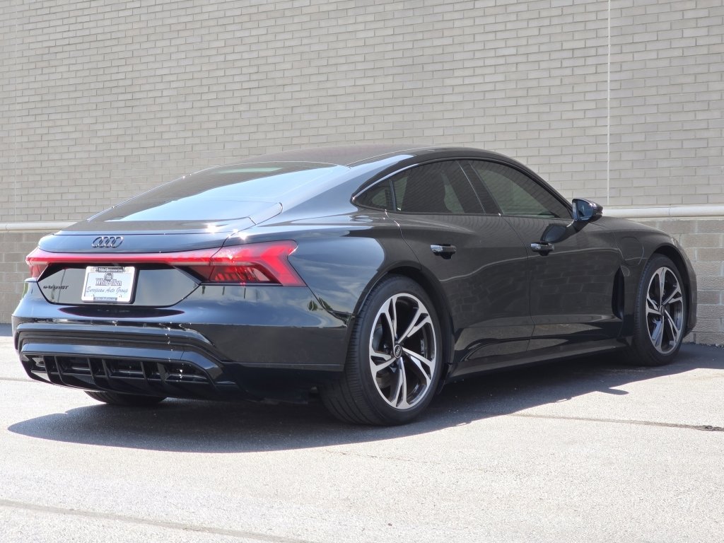 2023 Audi e-tron GT Premium Plus photo 5