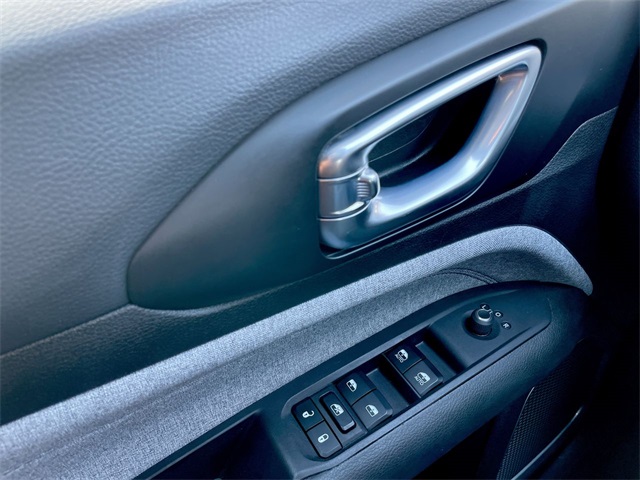 2024 Jeep Compass Latitude photo 5
