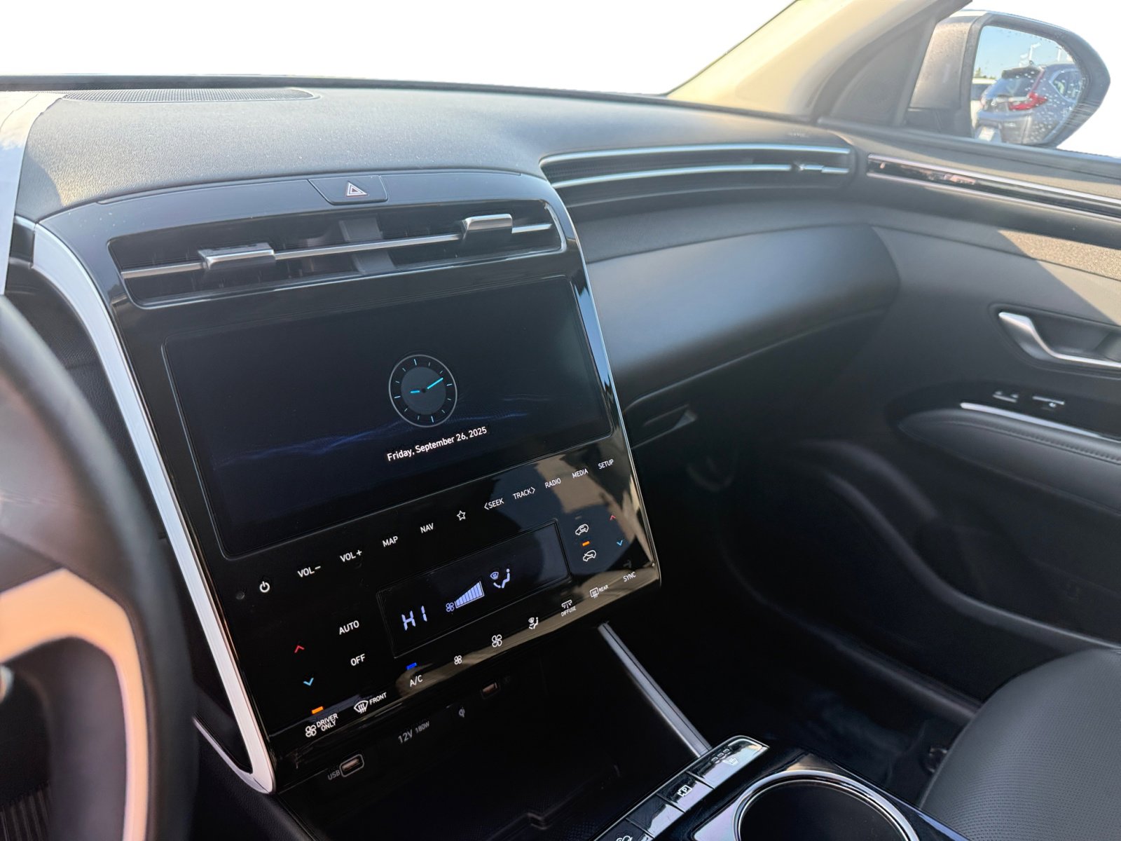 2023 Hyundai Tucson Hybrid SEL Convenience photo 12