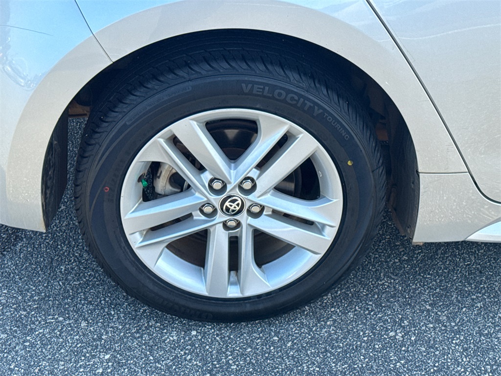 2022 Toyota Corolla SE photo 16