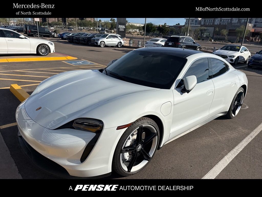 2022 Porsche Taycan S's photo