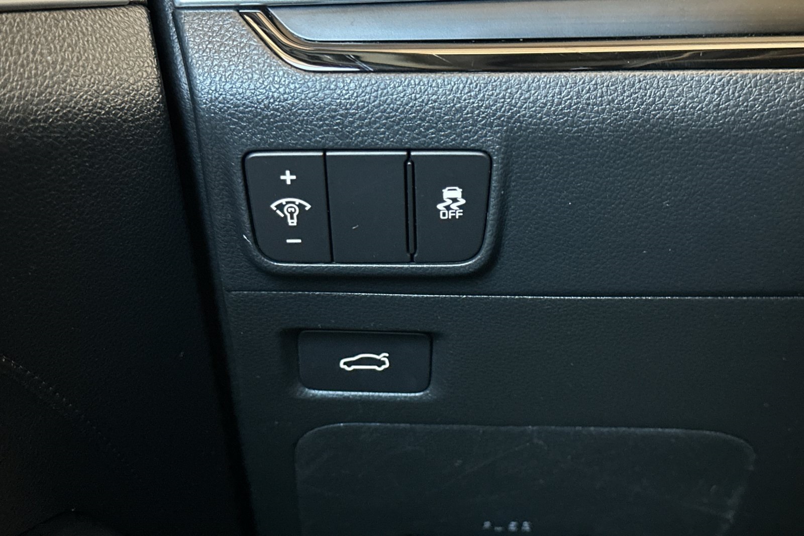 2025 Kia K5 LXS photo 28