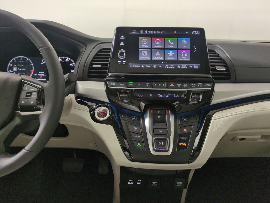 2026 Honda Odyssey Touring photo 17