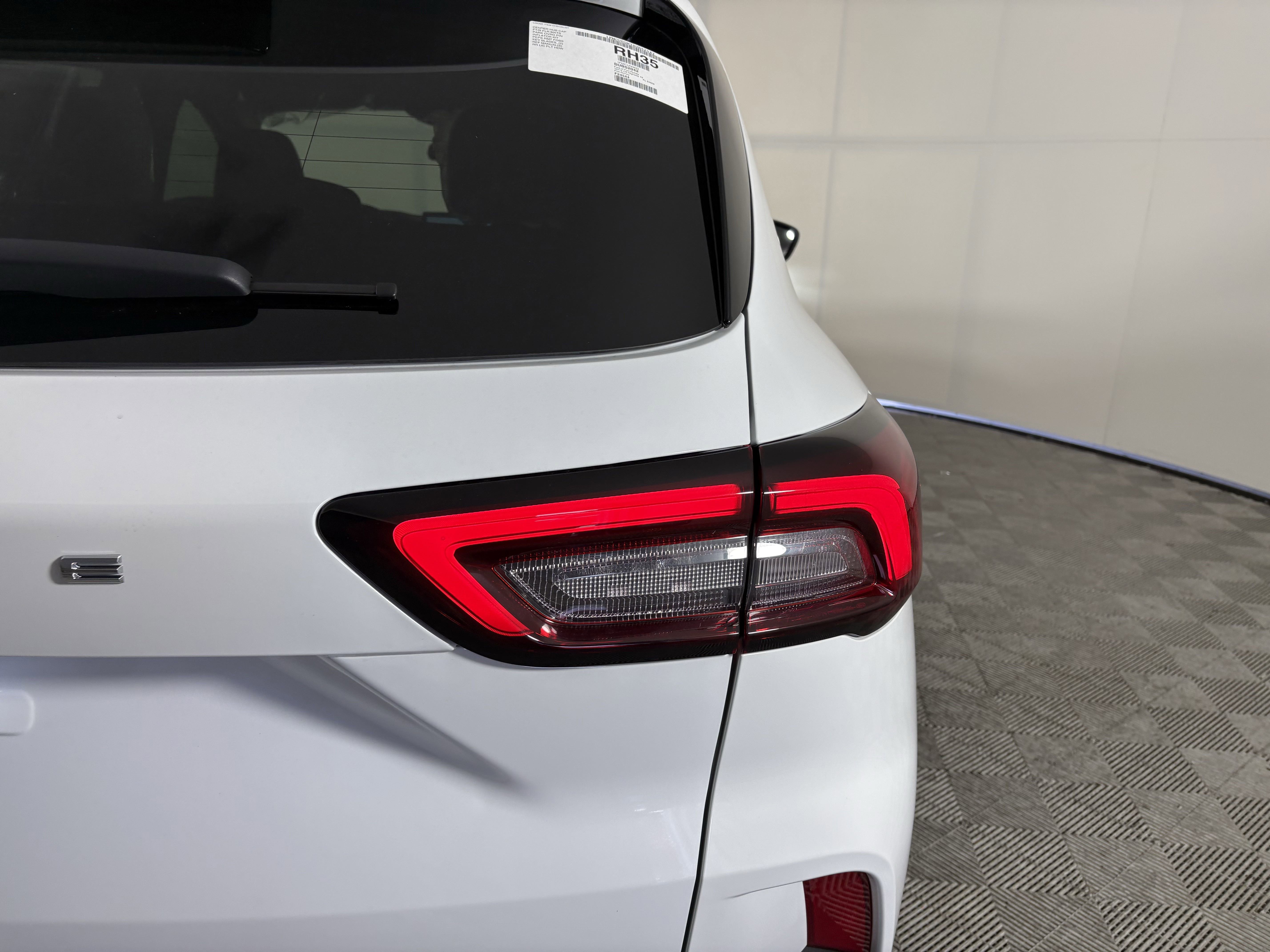 2025 Ford Escape Active photo 10