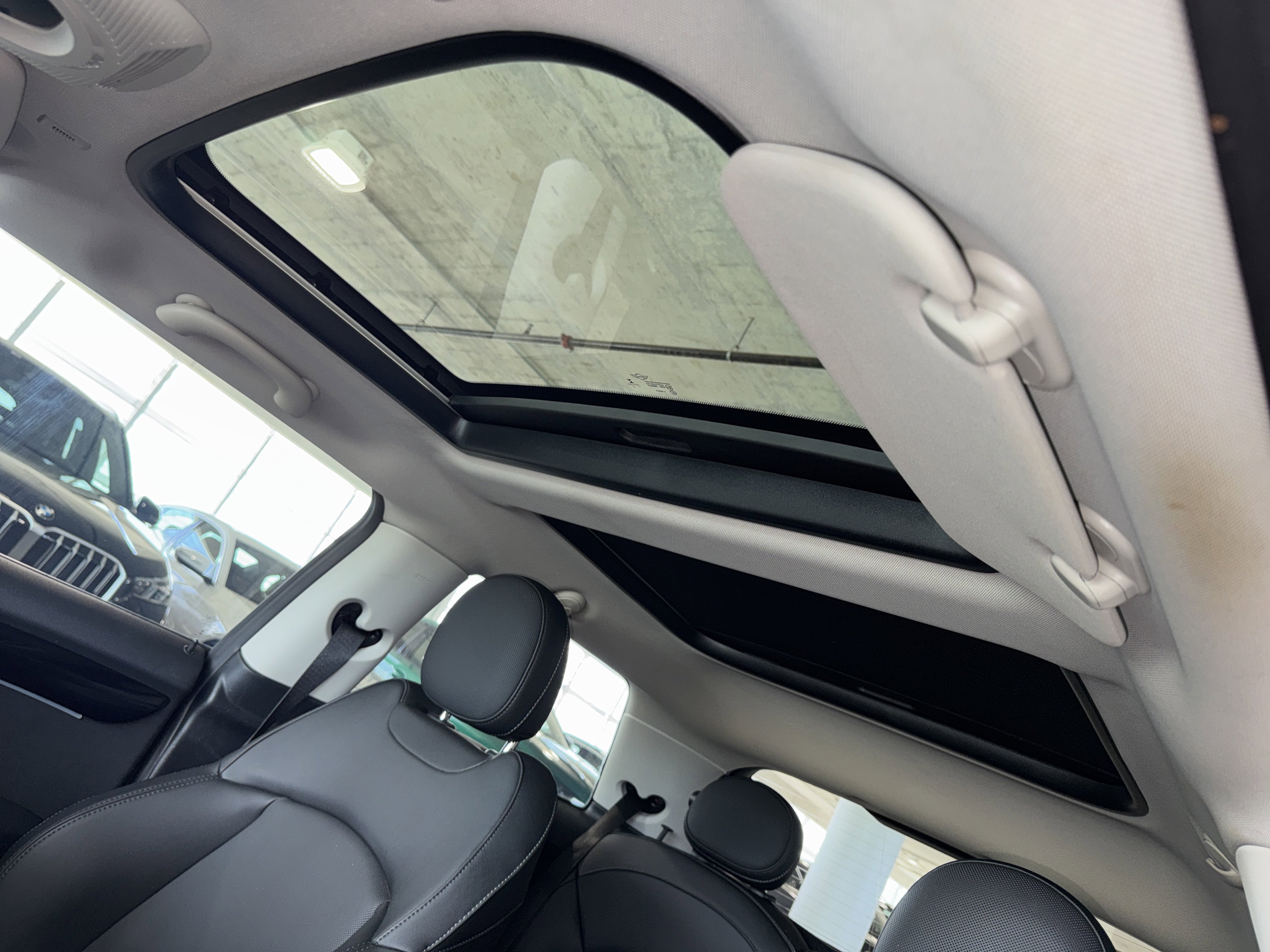 2022 Mini Cooper 2 Door Hardtop S photo 7