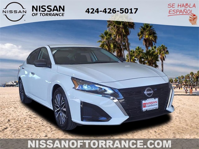 2025 Nissan Altima SV's photo