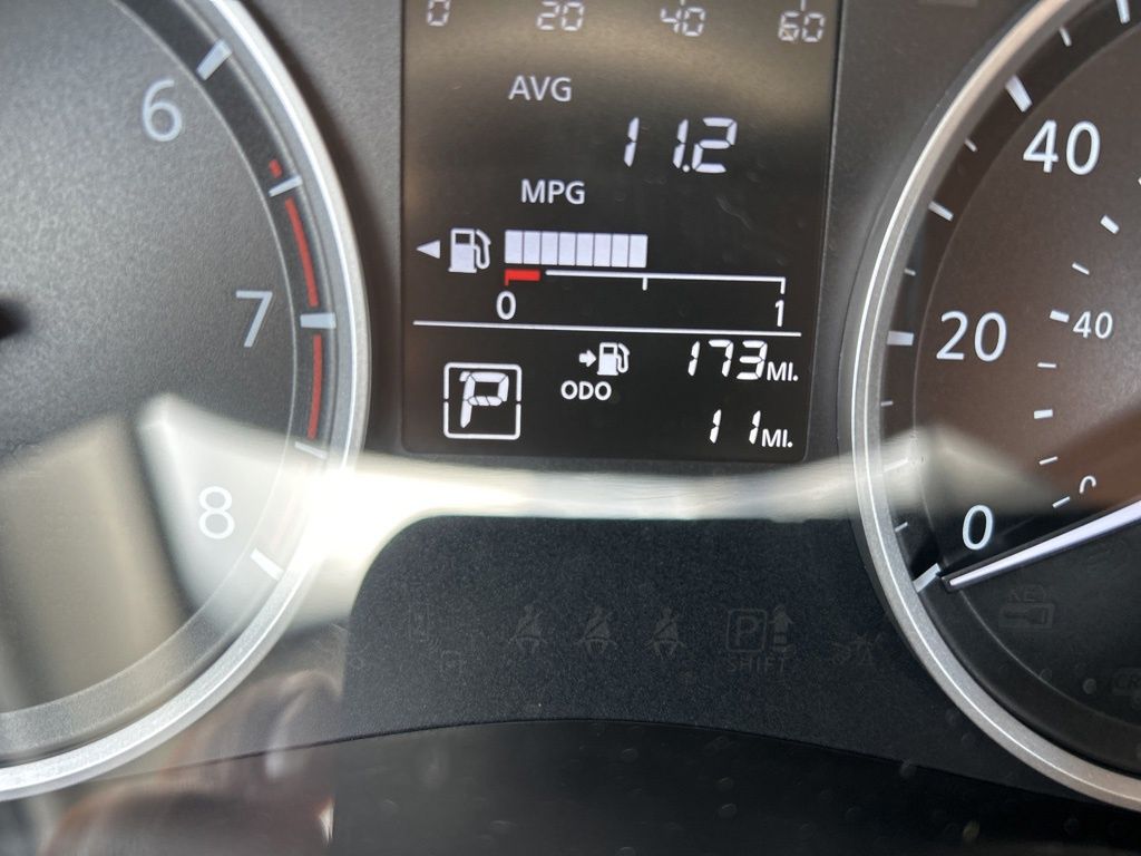 2025 Nissan Versa S photo 17