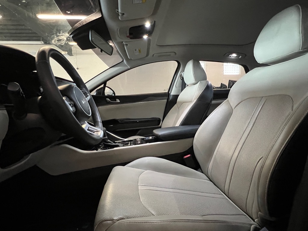 2022 Kia K5 EX photo 7