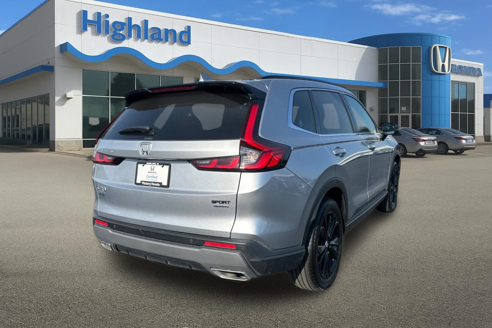 2023 Honda CR-V Hybrid Sport Touring photo 4