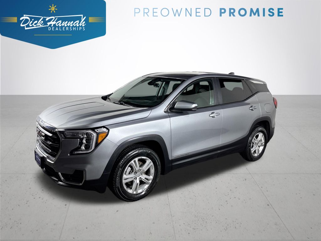 2024 GMC Terrain SLE's photo