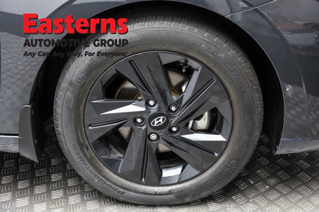 2021 Hyundai Elantra SEL Convenience photo 20