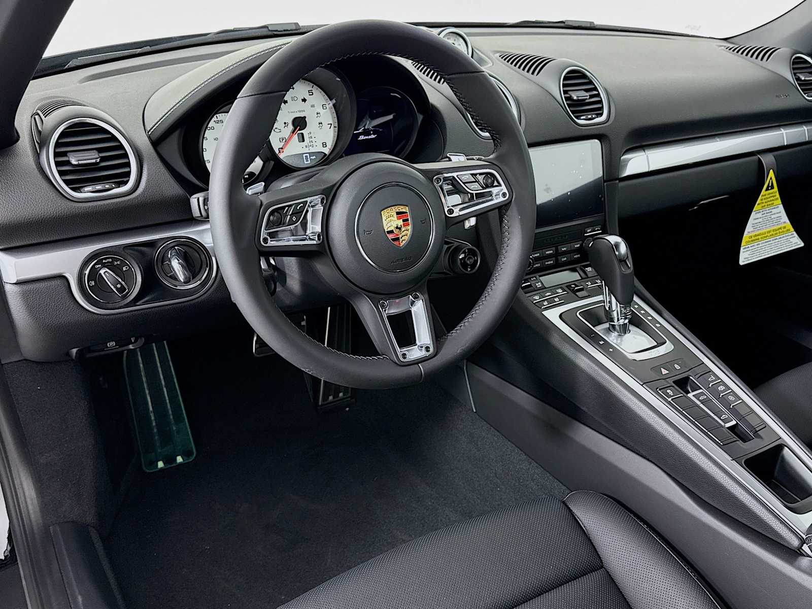 2025 Porsche Boxster photo 3