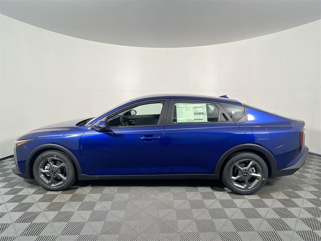 2025 Kia K4 LXS photo 8