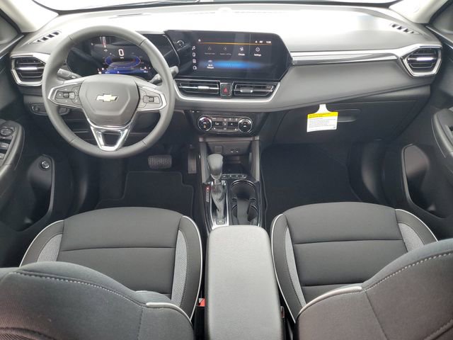 2026 Chevrolet Trailblazer LT photo 3