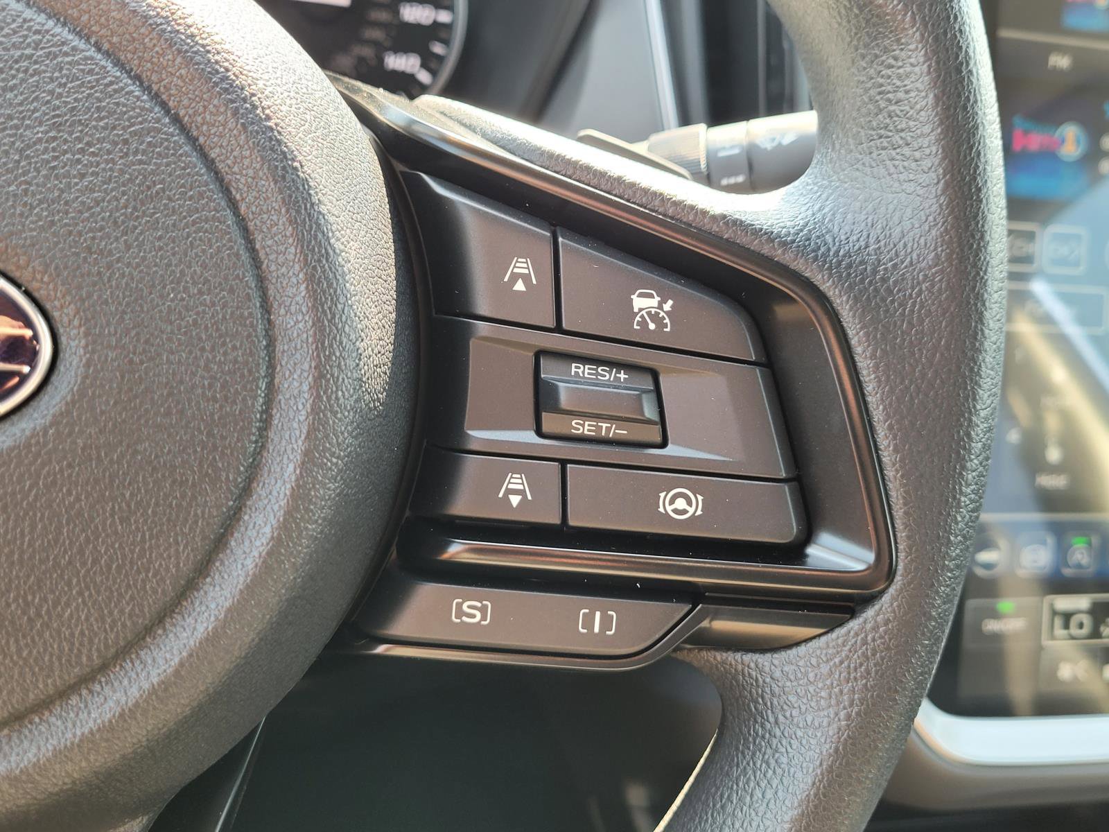 2025 Subaru Crosstrek Premium photo 6